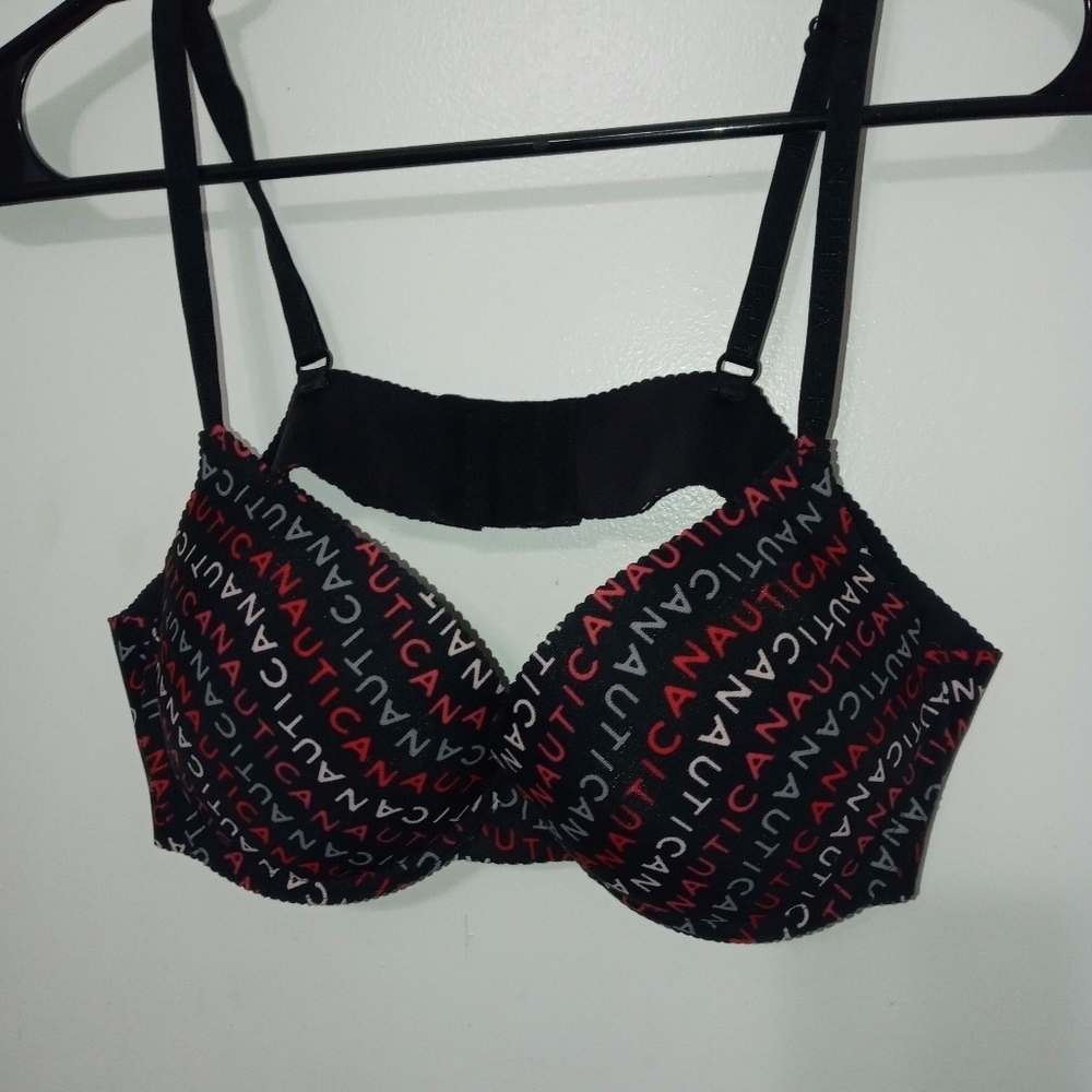 Nautica padded Underwire Bra with Adjustable Straps. Logo printed all over 34B